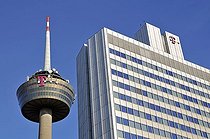 Biosphoto | 1600795 | Administration building of the Deutsche Telekom, German Telecom, in the back the TV tower, Cologne, North Rhine-Westphalia, Germany, Europe | © Walter G. Allgoewer / imageBROKER / Biosphoto