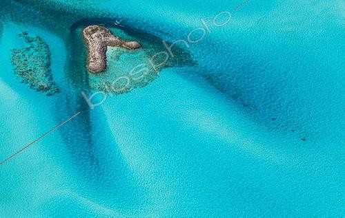 Biosphoto | 1990544 | Aerial view of Exuma Islands - Bahamas | &copy; Juan-Carlos Muñoz / Biosphoto