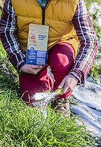 Biosphoto | 2445175 | Baking soda weed control | &copy; Jean-Michel Groult / Biosphoto