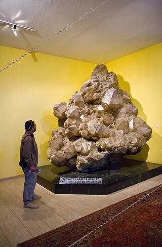 Biosphoto | 1906919 | Biggest quartz crystal in the world at Swakopmund in Namibia ; KRISTALL GALERIE | &copy; Juan-Carlos Muñoz / Biosphoto