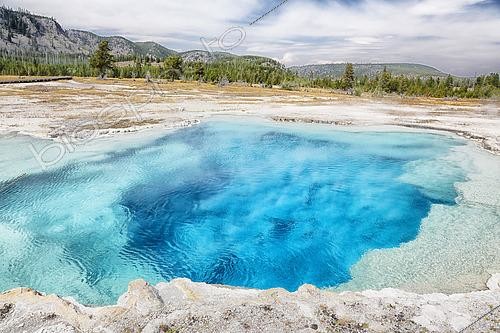 Biosphoto | 2618356 | Biscuit Basin, Sapphire Pool, Yellowstone National Park, Wyoming, USA. | &copy; Christophe  Lehénaff / Biosphoto