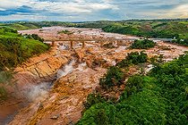 Biosphoto | 2431394 | Bridge over river Betsiboka at RN4, near Maevatanana, drone shot, West Madagascar, Madagascar, Africa | &copy; Marko von der Osten / imageBROKER / Biosphoto