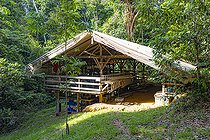 Biosphoto | 2583263 | Camp inselberg, station scientifique de la réserve naturelle des Nouragues. Carbet stockage sur la station des Nouragues qui permet à tous les chercheurs d'entreposer leur matériel de recherche - Régina, Guyane Française. | &copy; Vincent Premel / Biosphoto