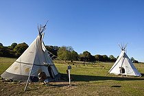 Biosphoto | 1251483 | Campement de tipis | &copy; Franck Fouquet / Biosphoto
