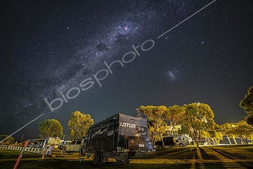 Biosphoto | 2624456 | Campsite under the Milky Way, Centaurus globular cluster (top left), Crux and its dark nebula the Coal Sack, Carina Nebula (center top), Large Magellanic Cloud and the bright star Canopus (to the right). Cervantes, Western Australia, Australia. | &copy; Philippe Jacquot / Biosphoto