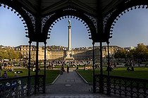 Biosphoto | 1602072 | Celebration column, castle square, Stuttgart, Baden-Wuerttemberg, Southern Germany, Europe | © Olaf Krueger / imageBROKER / Biosphoto