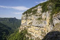 Biosphoto | 2588042 | Charabotte cliff above the Charabotte waterfall, a popular hiking spot where access is prohibited by municipal decree in Bugey in Plateau d'Hauteville, France on July 31, 2024. Access prohibited as a precautionary measure by municipalities to natural sites used as outdoor nature leisure sites. | &copy; Antoine Boureau / Biosphoto