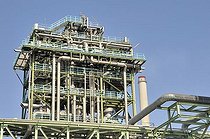 Biosphoto | 1606317 | Chemical plants of the Schwelgern coke oven plant, ThyssenKrupp Stahl AG, factory premises Hamborn, Schwelgern Duisburg, North Rhine-Westphalia, Germany, Europe | © Walter G. Allgoewer / imageBROKER / Biosphoto