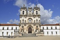 Biosphoto | 1605653 | Church and monastery of Santa Maria in Alcobaça, Mosteiro de Santa Maria de Alcobaça, UNESCO World Heritage Site, Order of Cistercians, Alcobaça, Estremadura, Portugal, Europe | © Silvana Guilhermino / imageBROKER / Biosphoto