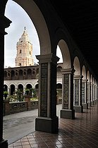 Biosphoto | 1604860 | Cloister of the Dominican convent of Nuestra Señora del Rosario, Lima, UNESCO World Heritage Site, Peru, South America | © Florian Kopp / imageBROKER / Biosphoto