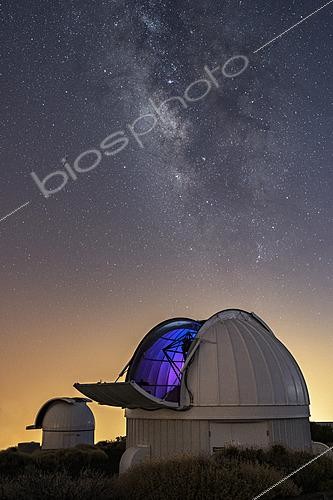 Biosphoto | 2624487 | Dome openings at the Teide Observatory. The Milky Way is stunning at 2500m altitude, despite the Calima bringing dust from the Sahara and diffusing the light from the coastal cities, Tenerife, Canary Islands, Spain. | &copy; Philippe Jacquot / Biosphoto