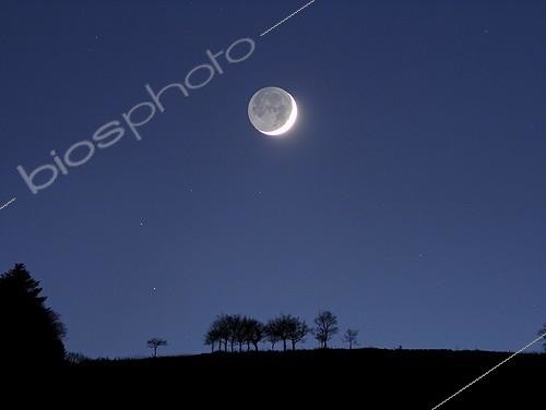 Biosphoto | 1159719 | Earthshine of a crescent moon | &copy; Laurent Laveder / Biosphoto