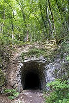 Biosphoto | 2588040 | Entrance to the Charabotte tunnel, a popular hiking spot, is prohibited by municipal decree in Bugey in Plateau d'Hauteville, France. Prohibition of access as a precautionary measure by municipalities to natural sites used as outdoor nature leisure sites | &copy; Antoine Boureau / Biosphoto