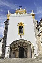 Biosphoto | 1605558 | Facade of the church Igreja dos Loios, Evora, UNESCO World Heritage Site, Alentejo, Portugal, Europe | © Florian Kopp / imageBROKER / Biosphoto