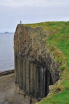 Biosphoto | 2583169 | Falaise d'orgues basaltiques, Staffa, Hébrides intérieures, RU | &copy; Robin Fourré / Biosphoto