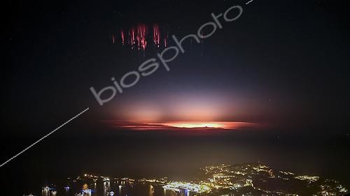 Biosphoto | 2590707 | Farfadets ou Sylphes rouges au dessus d'un orage en Méditerranée face à Saint-Jean-Cap-Ferrat, Alpes Maritmies, France. Capture vidéo. | &copy; Christophe Suarez / Biosphoto