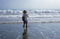 Biosphoto | 1536432 | Fisherman on the beach, Java, Indonesia, Southeast Asia | &copy; Walter G. Allgoewer / imageBROKER / Biosphoto