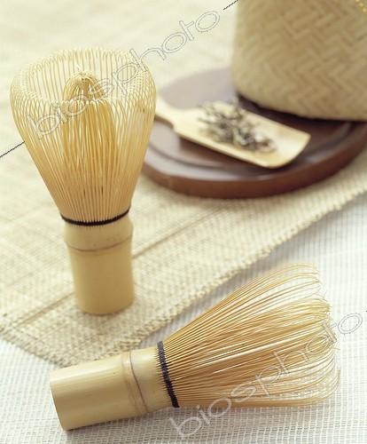 Biosphoto | 18682 | Fouets en bambou pour la cérémonie du Cha No Yu ; Page 14 du livre | &copy; Sophie Boussahba / Biosphoto