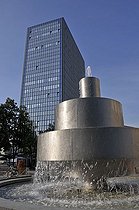 Biosphoto | 1605527 | Fountain without a title by André voltes, 1983, Koenigstrasse, King Street, Duisburg, North Rhine-Westphalia, Germany, Europe | © Walter G. Allgoewer / imageBROKER / Biosphoto