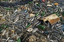 Biosphoto | 1453146 | Garbage swimming in the water, Harbor of Tripolis, Tripoli | &copy; Egmont Strigl / imageBROKER / Biosphoto