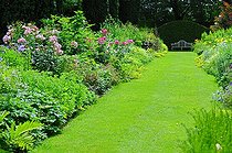 Biosphoto | 943728 | Garden path and mixed-border in bloom in a garden | &copy; Frédéric Didillon / Biosphoto