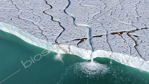 Biosphoto | 2570875 | Glacial stream and glacial waterfall from the polar ice cap, Brasvellbreenen, Nordaustlandet, Spitzbergen, Arctic | &copy; Samuel Blanc / Biosphoto