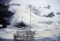 Biosphoto | 1499994 | High waves crashing over rocks, rocking small boats, stormy seas on the Brittany coast, hurricane, Finistere, Brittany, France, Europe | &copy; Karl F. Schoefmann / imageBROKER / Biosphoto