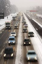 Biosphoto | 1450665 | Highway at wintry road conditions, traffic jam on the higway | &copy; Heinz Kuehbauch / imageBROKER / Biosphoto