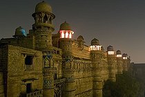 Biosphoto | 1605059 | Illuminated Man Singh Palace, Gwalior Fort, Gwalior, Madhya Pradesh, India, Asia | © Olaf Krueger / imageBROKER / Biosphoto