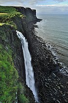 Biosphoto | 2583165 | Kilt Rock waterfall, flowing directly into the sea, Isle of Skye, Highlands, Scotland | &copy; Robin Fourré / Biosphoto