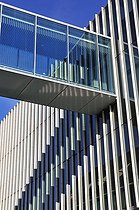 Biosphoto | 1605290 | Kunsthalle Weishaupt museum, Neue Mitte quarter at the Hans-und-Sophie-Scholl-Platz, Ulm, Baden-Wuerttemberg, Germany, Europe | © Walter G. Allgoewer / imageBROKER / Biosphoto