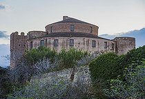Biosphoto | 2593240 | La Citadelle de Saint Florent construite au XVe Siècle, après la fondation de la cité en 1440, la Citadelle de Saint Florent n'a cessé d'évoluer jusqu'à aujourd'hui. Corse, France | &copy; Hyacinthe Sambroni / Biosphoto