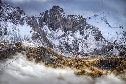 Biosphoto | 2612514 | La vallée de la Clarée en automne, dans les Hautes Alpes. Le massif de Tête Noire surplombe le vallon du Chardonnet, en Haute Clarée, Alpes, France | &copy; Jean-Philippe Delobelle / Biosphoto