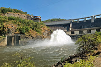 Biosphoto | 2609218 | Lâcher d'eau au barrage de Villerest sur la Loire en août, France | &copy; Pierre Vernay / Biosphoto