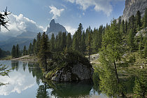 Biosphoto | 2608975 | Lago Federa, Dolomites, Italie | &copy; Christian Cabron / Biosphoto