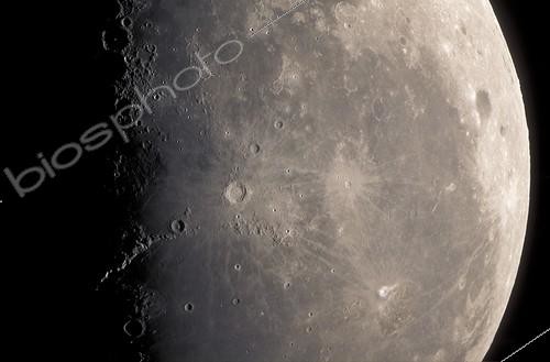Biosphoto | 115772 | Last quarter of moon seen with a the telescope in France | &copy; Olivier Sauzereau / Biosphoto