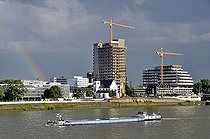 Biosphoto | 1607914 | Lufthansa Tower, former headquarters of the German airline until 2007, currently being renovated until 2012 for the MaxCologne redevelopment, on the Deutz bank of the Rhine, Cologne, North Rhine-Westphalia, Germany, Europe | © Walter G. Allgoewer / imageBROKER / Biosphoto