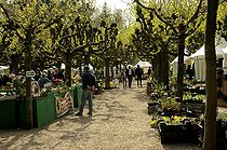 Biosphoto | 1233389 | Marché aux plantes au Parc Zoologique de Mulhouse France | &copy; Claude Thouvenin / Biosphoto
