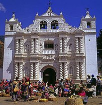 Biosphoto | 1607343 | Market and baroque church in Zunil, Guatemala | © Walter G. Allgoewer / imageBROKER / Biosphoto