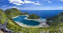 Biosphoto | 2443373 | Misool's heart. Raja Ampat, Indonesia | &copy; Gabriel Barathieu / Biosphoto