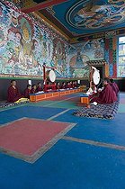Biosphoto | 1604537 | Monks at prayer, Tawang Khinmey Nyingma Monastery near Tawang, Arunachal Pradesh, India, Asia | © Olaf Krueger / imageBROKER / Biosphoto