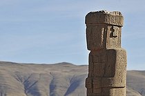 Biosphoto | 1601208 | Monolith in the Temple of Kalasasaya at Tihuanaku, UNESCO World Heritage Site, La Paz, Bolivia, South America | © Florian Kopp / imageBROKER / Biosphoto