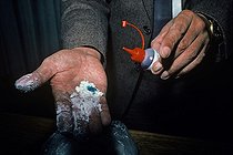 Biosphoto | 1251038 | Narcotics police check quality of cocaine Cochabamba Bolivia | &copy; Jeffrey Rotman / Biosphoto