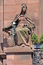Biosphoto | 1605497 | Old town hallon on Friedensplatz Peace Square, Dortmund, North Rhine-Westphalia, Germany, Europe | © Walter G. Allgoewer / imageBROKER / Biosphoto