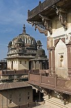 Biosphoto | 1600988 | Palace of Bir Singh Deo, Datia, Madhya Pradesh, North India, India, Asia | © Olaf Krueger / imageBROKER / Biosphoto
