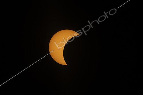 Biosphoto | 2626626 | Partial solar eclipse on August 12, 2026, in Tardinghen, Opal Coast, Pas-de-Calais, France | &copy; Yann Avril / Biosphoto