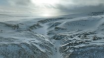 Biosphoto | 2602123 | Paysage de vallée sur les hauteurs du Cap Brewster, ScoresbySund, Groenland | &copy; Pierre Vernay / Biosphoto