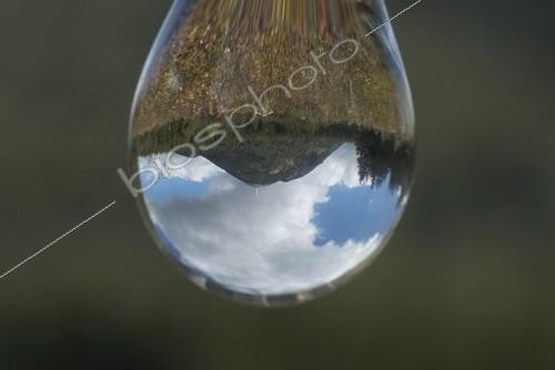 Biosphoto | 655010 | Puy de Dome reflected in a drop Auvergne France ;   | &copy; Jean-Philippe Vantighem / Biosphoto