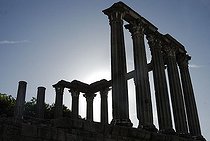 Biosphoto | 1605987 | Roman Temple of Diana in Evora, UNESCO World Heritage Site, Alentejo, Portugal, Europe | © Silvana Guilhermino / imageBROKER / Biosphoto