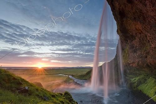 Biosphoto | 1609162 | Seljalandsfoss waterfall, southern Iceland, Europe | &copy; Olaf Krueger / imageBROKER / Biosphoto